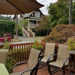 Meet your Posher, Julie